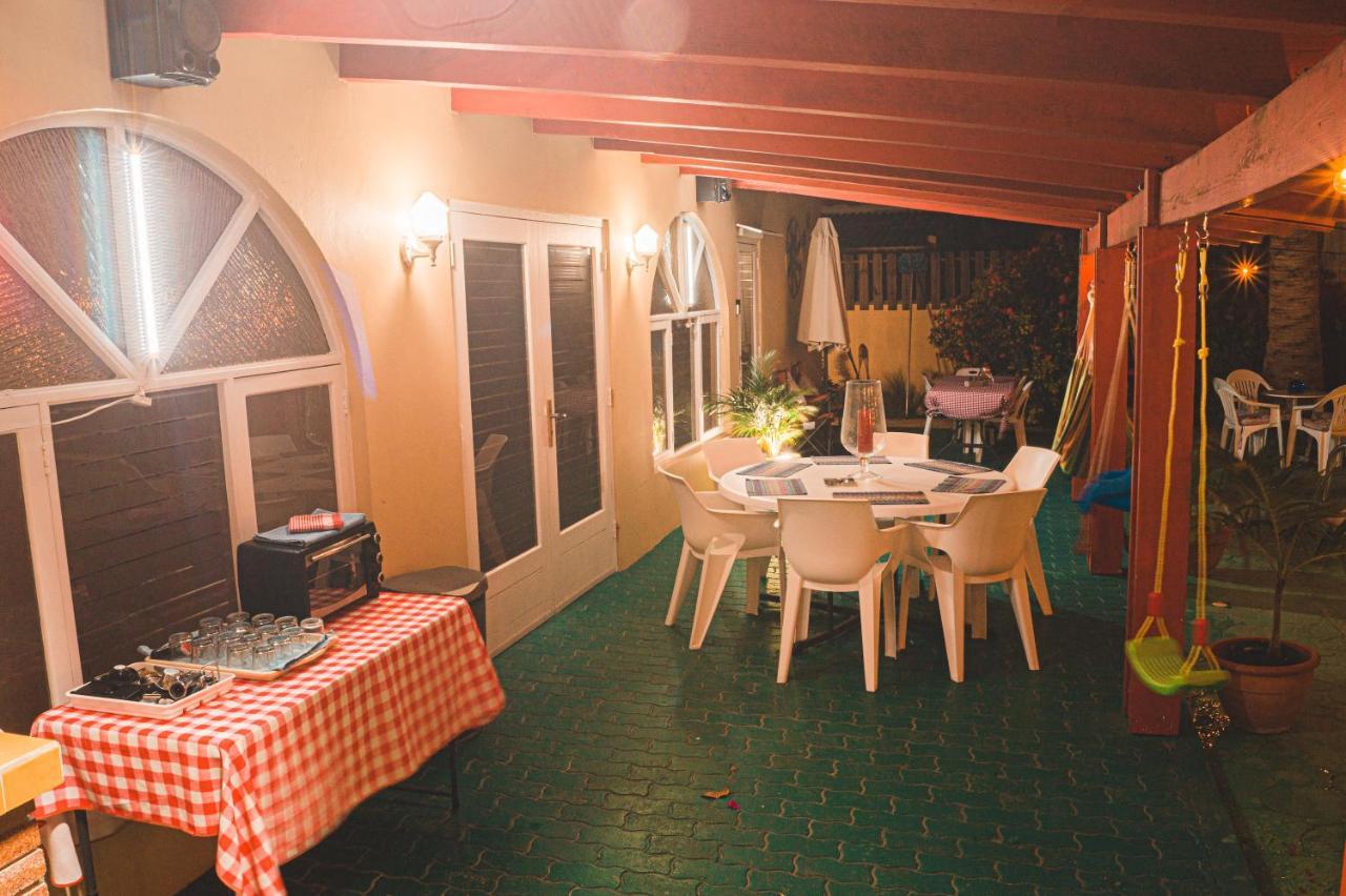 Courtesy Apartments Aruba Oranjestad Exterior photo